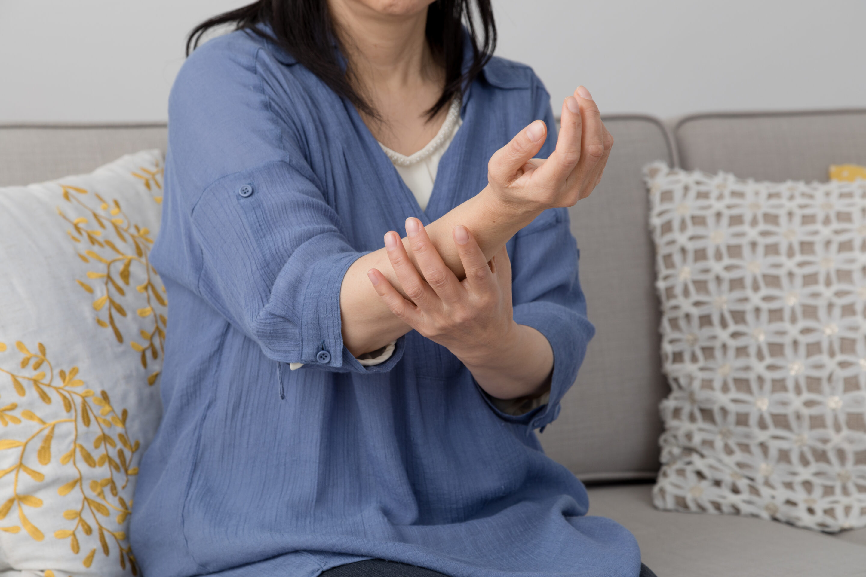 Unmasking the Mystery: Thoracic Outlet Syndrome Symptoms You Shouldn’t Ignore